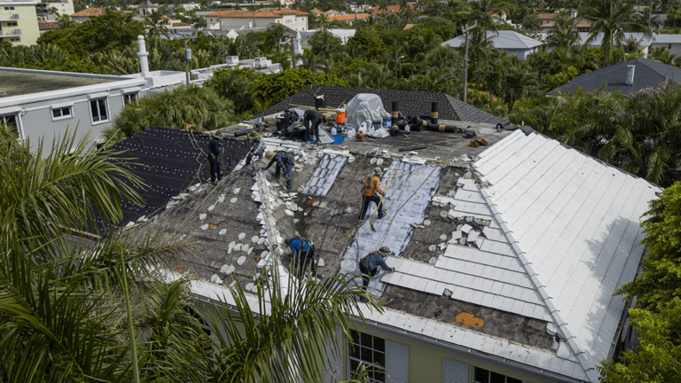 bluepalmroofing